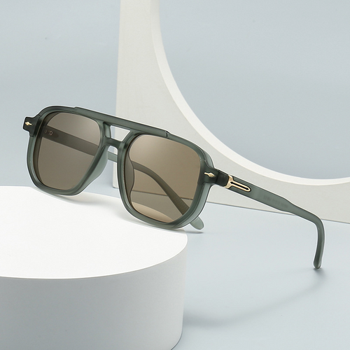 Lune London | Sunglasses with UV protection
