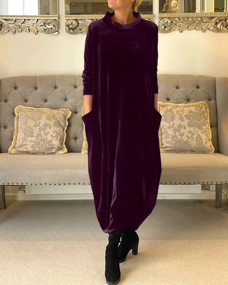 Lune London | Comfortable velvet dress with pockets