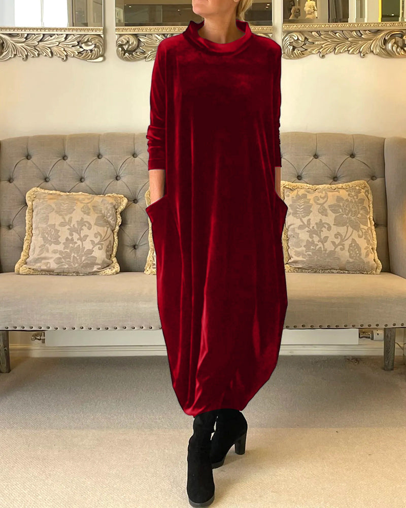 Lune London | Comfortable velvet dress with pockets