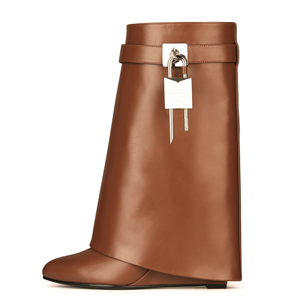 Lune London | Women's Fashion Slanted Heel Round Toe Leather Upper High Heel Zip Short Boots