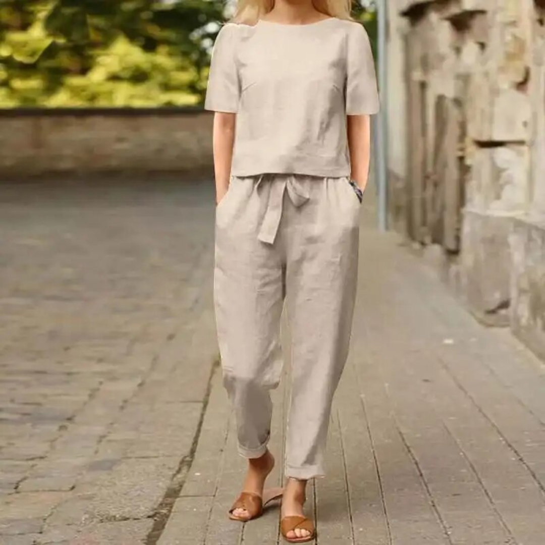 Lune London | Elegant and Comfortable Two-Piece Linen Set for Women