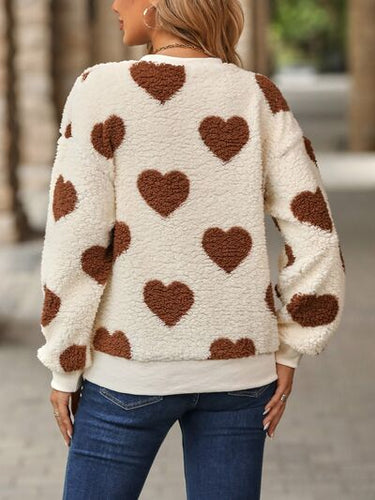 Lune London | Cozy knit sweater with heart pattern for winter elegance