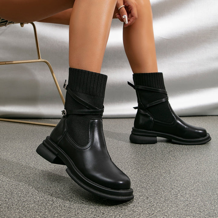 Lune London | Elegant Brown Ankle Boots with Wrap Straps
