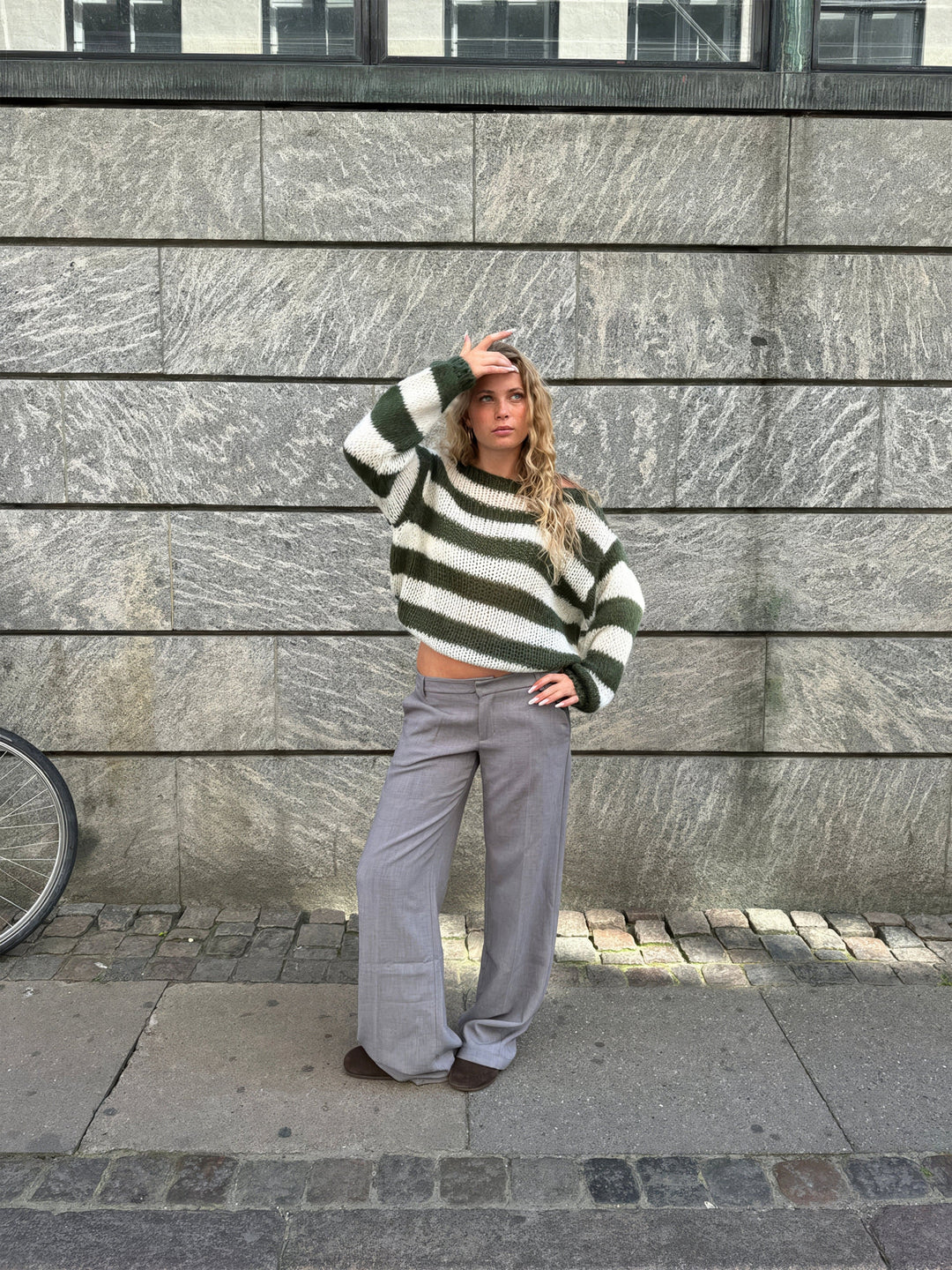 Lune London | Lightweight Knitted Sweater for Casual Comfort