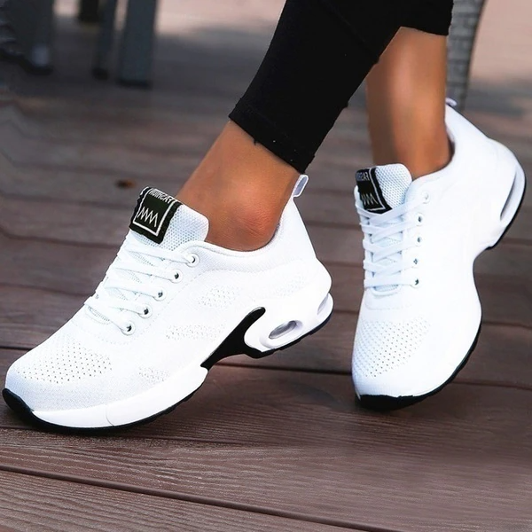 Lune London | Orthopedic Women's Running Shoes