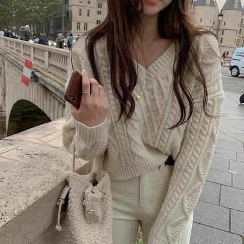 Lune London | Knit Sweater - Cable Knit - V Neck - Casual Fit - Long Sleeves