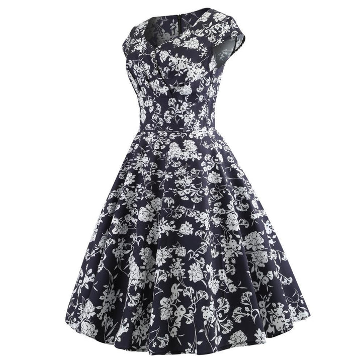 Robe portefeuille pour femmes avec un design floral élégant et une coupe flatteuse Chic & Stil