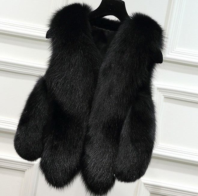 Ladies elegant fur vest Lune London