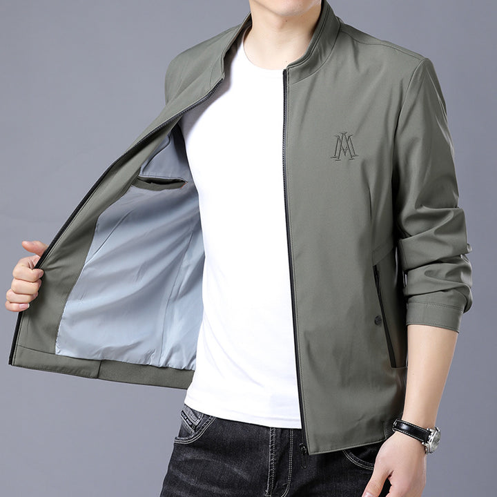 Elegant transition jacket for men with a modern cut and stylish pockets Lune London