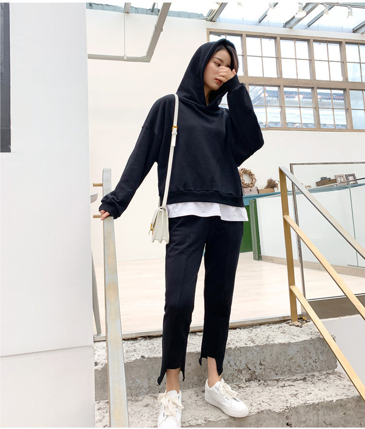 Ensemble de loisirs confortable pour femmes avec sweat à capuche décontracté et pantalon de jogging slim Chic & Stil
