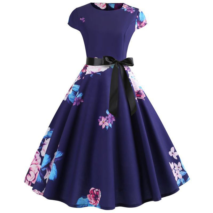Robe midi à col rond pour femmes avec design floral et jupe évasée Chic & Stil