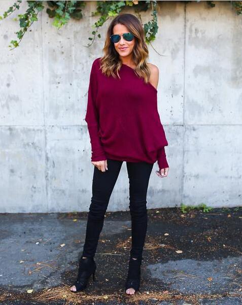 Casual oversized sweater for women with an off-shoulder design and wide sleeves Lune London