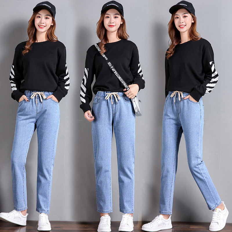 Ladies Comfortable Jeans with Elastic Waistband and Side Pockets