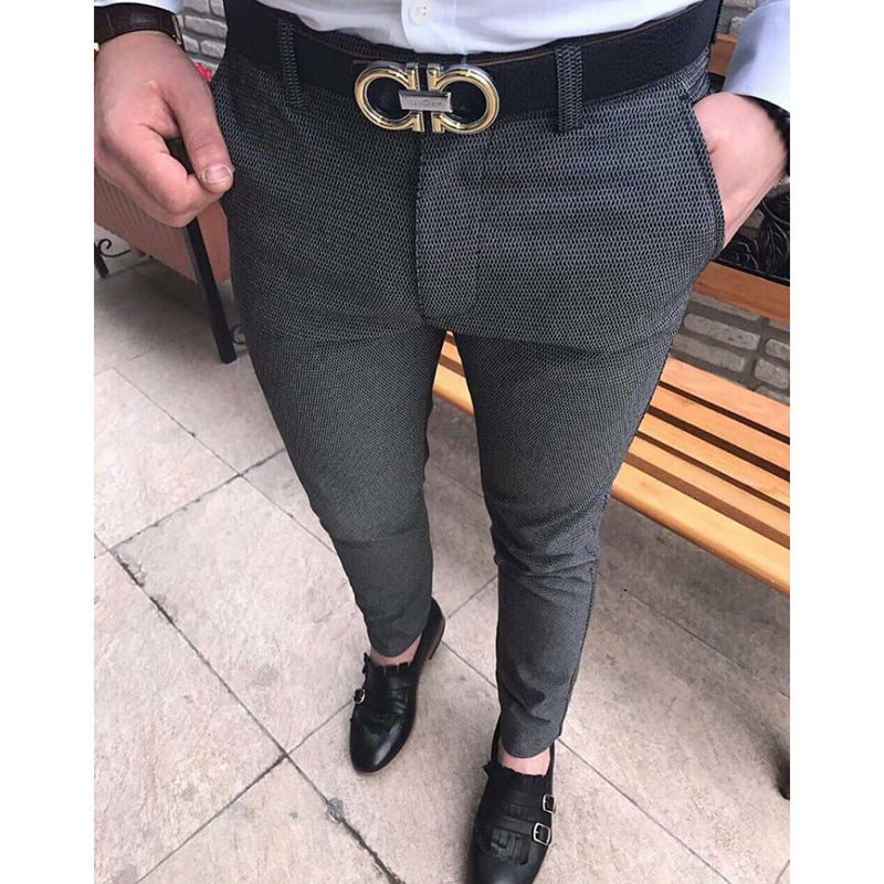 Elegant slim-fit suit trousers for men Lune London