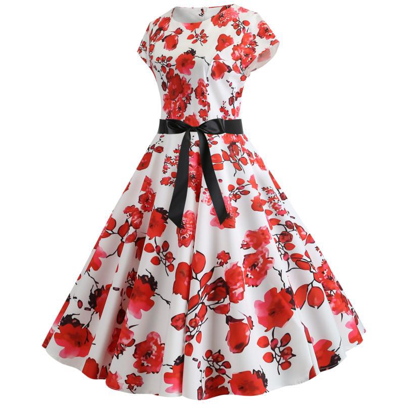 Robe Swing Femme avec Motif Floral et Détails en Béton Chic & Stil