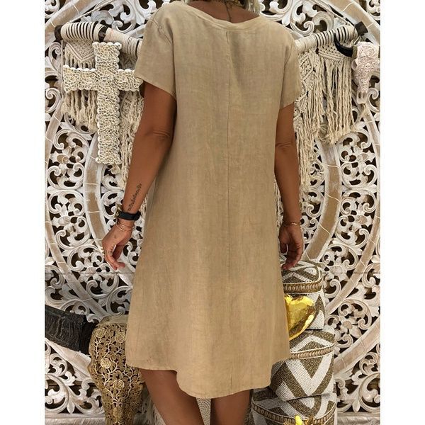 Robe d'été pour femmes avec décolleté en V décontracté et ourlet asymétrique Chic & Stil