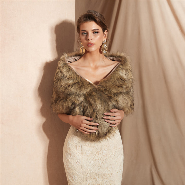 Women Elegant Faux Fur Scarf Lune London