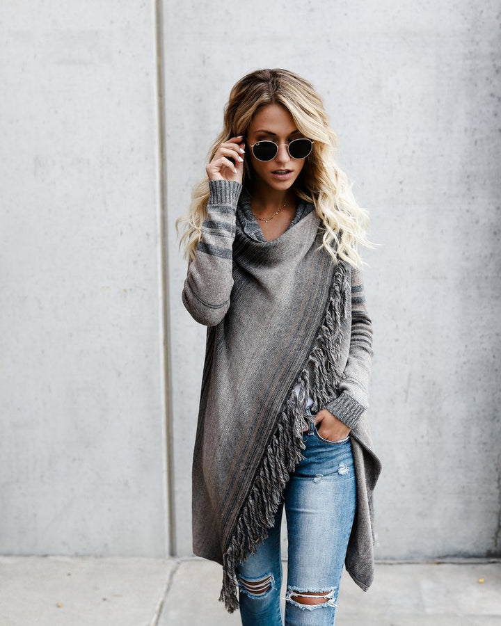 Lady cardigan with asymmetrical cut and fringes Lune London