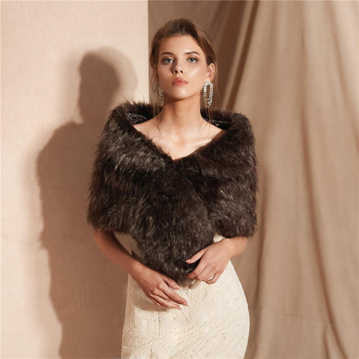 Women Elegant Faux Fur Scarf Lune London