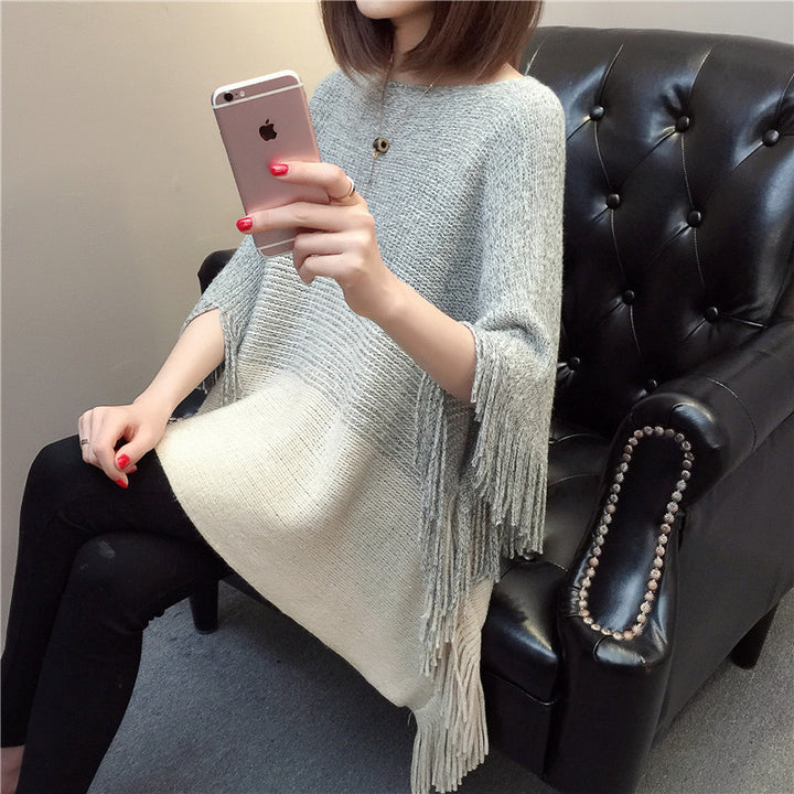 Ladies knitted poncho with fringes and trendy color gradient Lune London
