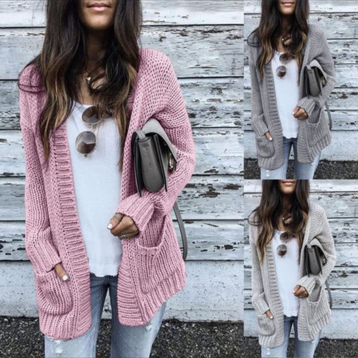 Chunky knit cardigan for women with practical pockets and relaxed fit Lune London