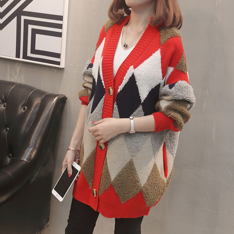 Women's cardigan with geometric pattern and large buttons Lune London