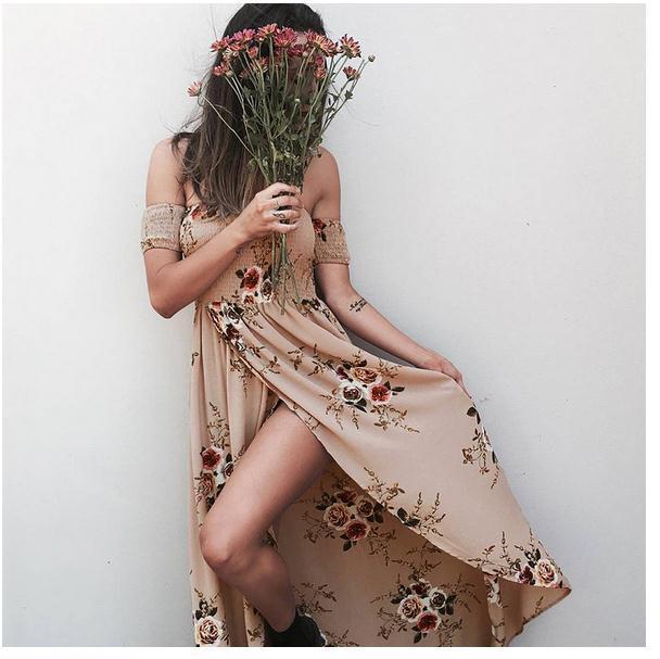 Robe maxi femme avec design décolleté et motifs floraux Chic & Stil