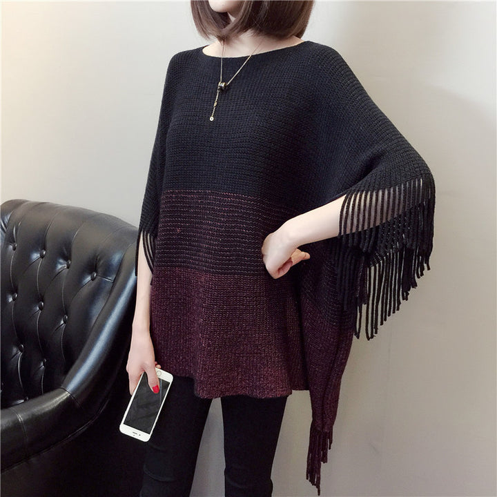 Ladies knitted poncho with fringes and trendy color gradient Lune London