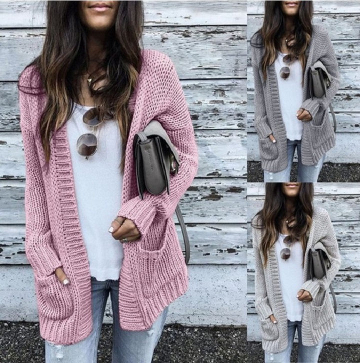 Ladies cardigan in chunky knit with patch pockets and relaxed fit Lune London