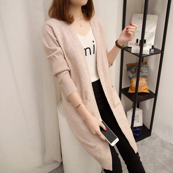 Knit cardigan for women with fashionable V-neck and relaxed fit Lune London