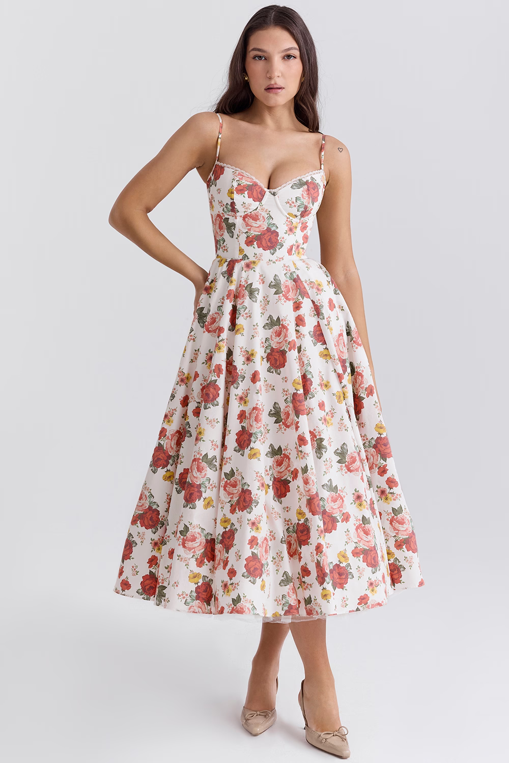 Lune London | Elegant slimming dress for women