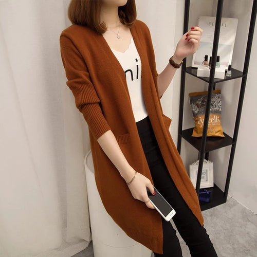 Long knitted cardigan for ladies with a relaxed fit and deep V-neck Lune London