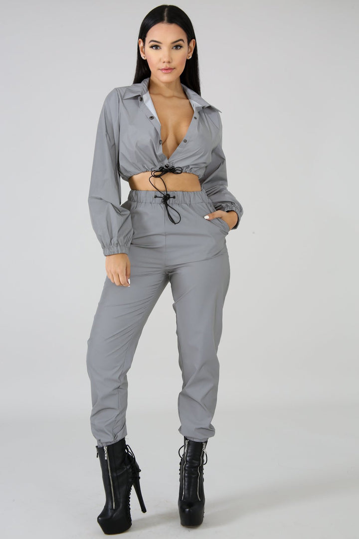 Casual sports set for women with cropped jacket and elastic pants Lune London