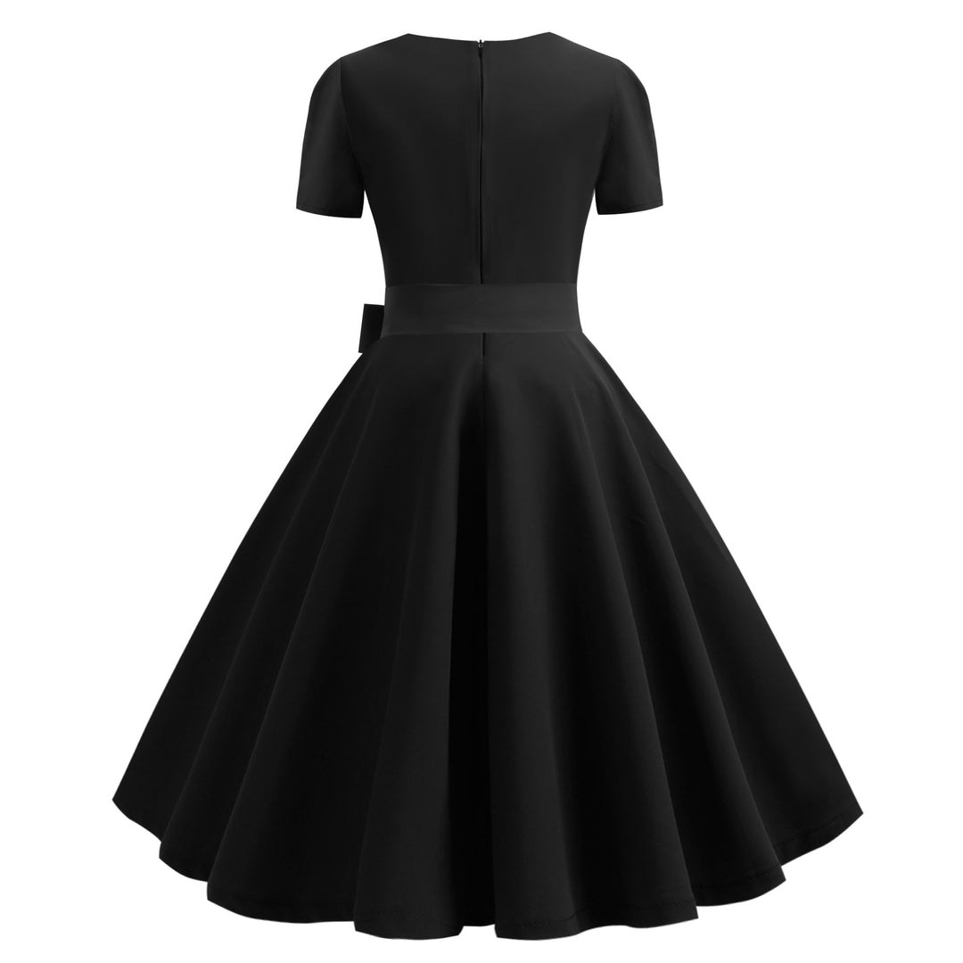 Robe swing pour femmes avec corsage ajusté et jupe large fluide Chic & Stil