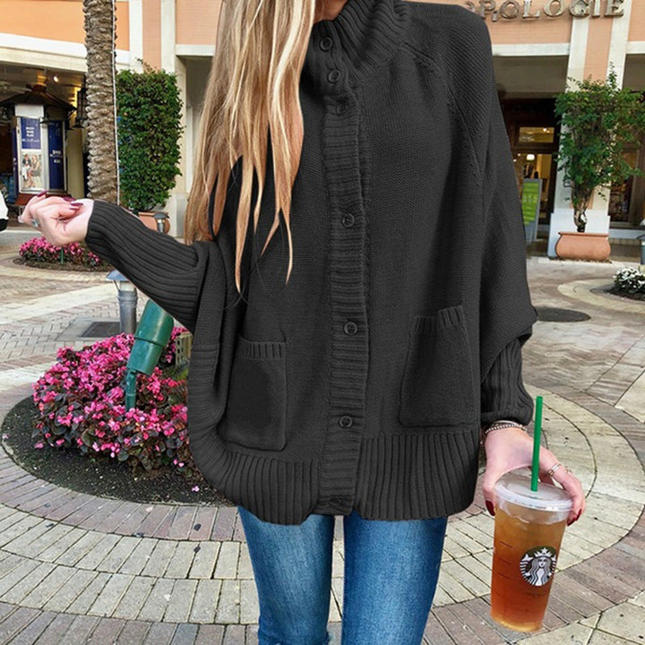 Ladies chunky sweater with practical pockets and trendy collar Lune London