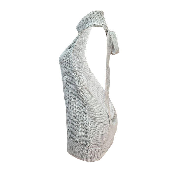 Ladies' knitted dress with deep turtleneck and trendy cutout at the back Lune London