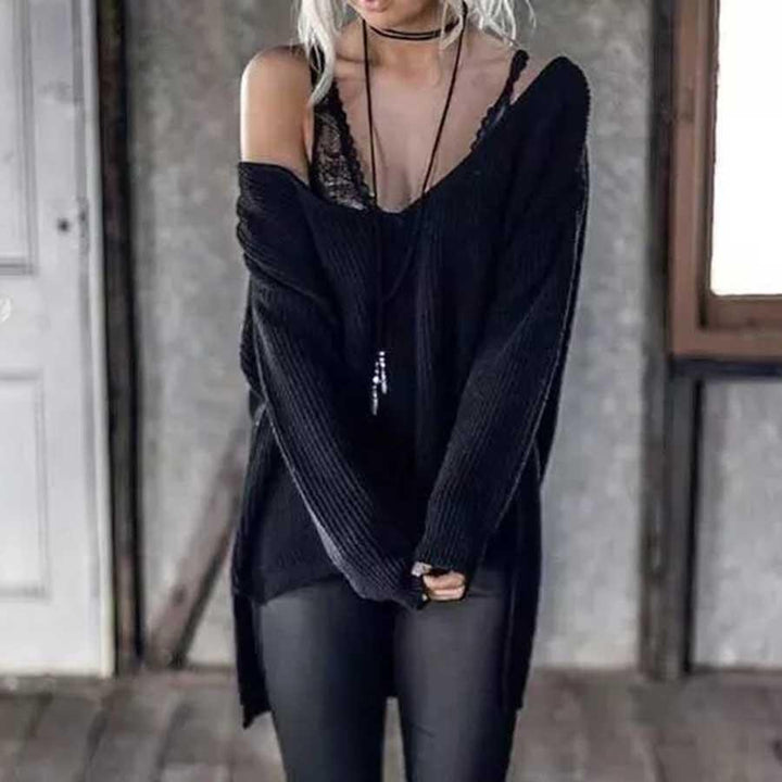 Chunky knit pullover for women with a deep V-neck and wide sleeves Lune London