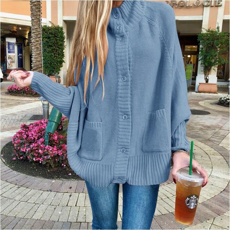 Ladies chunky sweater with practical pockets and trendy collar Lune London