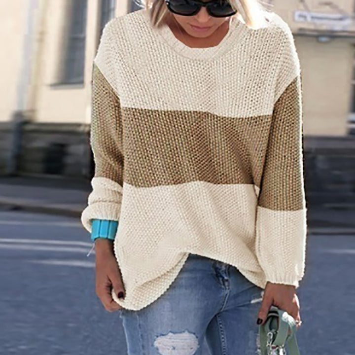 Chunky knit sweater for women with a relaxed fit and trendy striped pattern Lune London