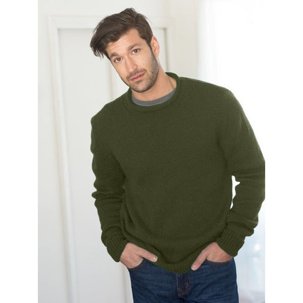 Chunky knit sweater for men with round neck and structured design Lune London