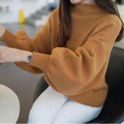 Women's sweater with voluminous sleeve finishes and a high collar Lune London