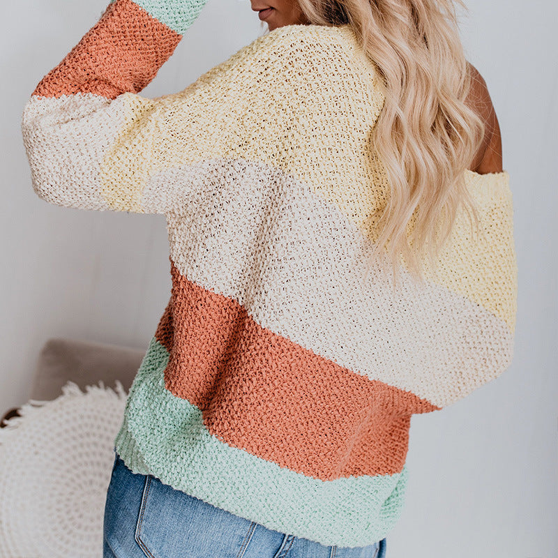 Casual knitted sweater for women with a colorful block design and a loose fit Lune London