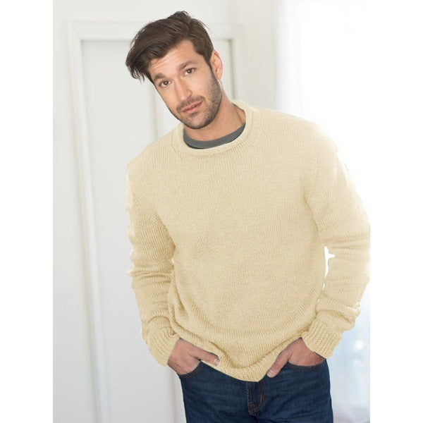 Chunky knit sweater for men with round neck and structured design Lune London