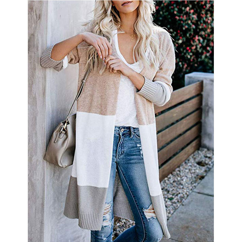 Cardigan à manches longues pour femmes dans un design de blocs de couleurs modernes Chic & Stil