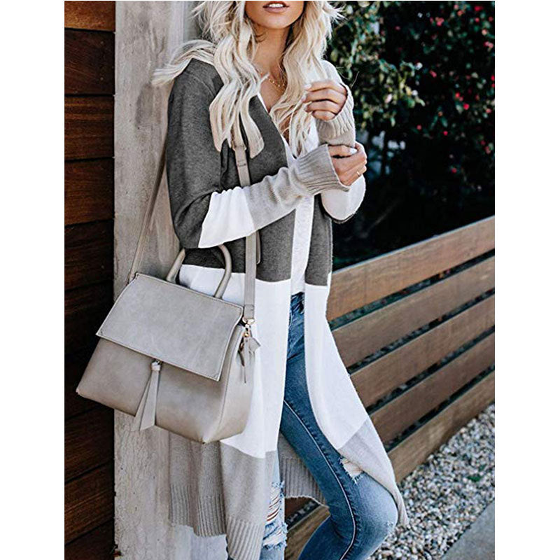 Cardigan à manches longues pour femmes dans un design de blocs de couleurs modernes Chic & Stil