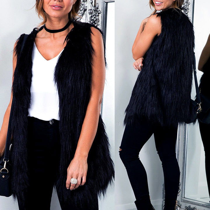Elegant ladies faux fur vest with trendy cut Lune London