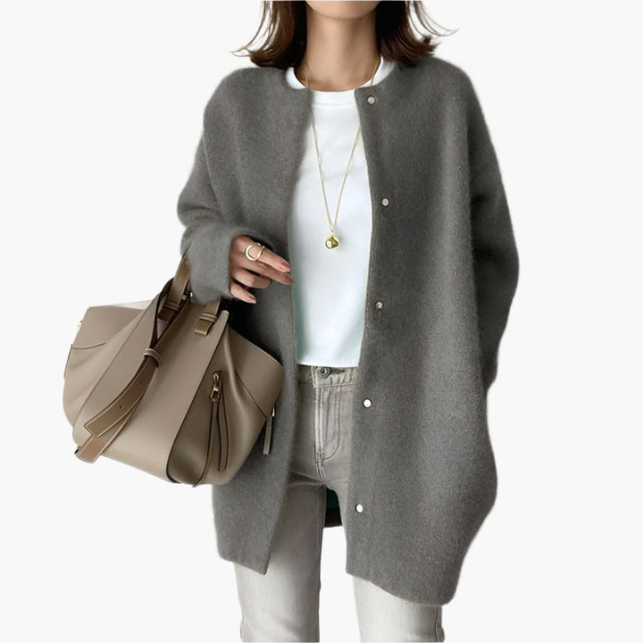 Lune London | Oversized knitted cardigan - Fashionable casual cardigan for everyday and office