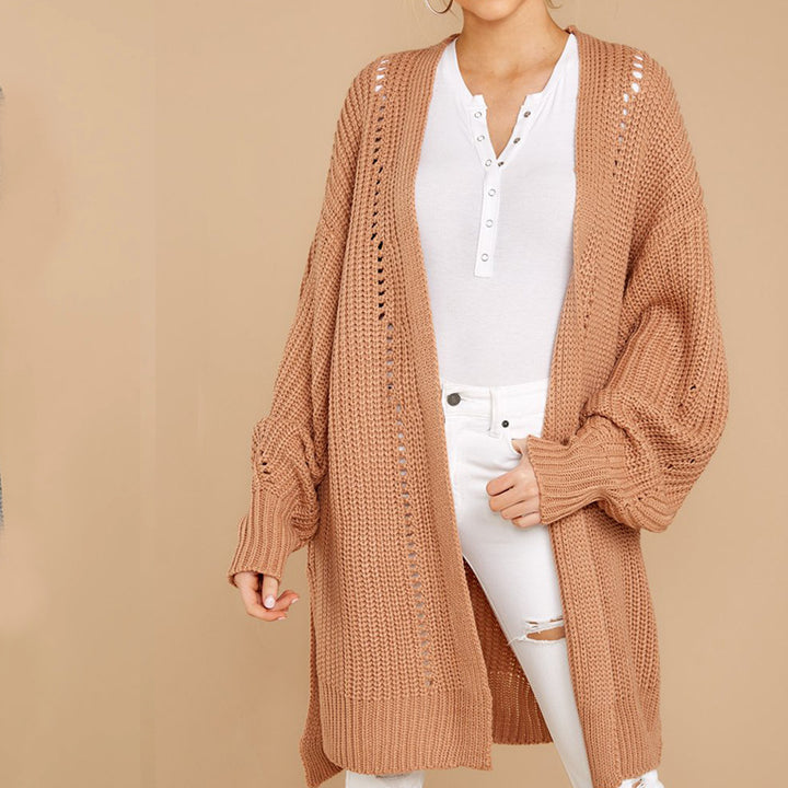 Chunky knit sweater for women with a loose fit and side slits Lune London
