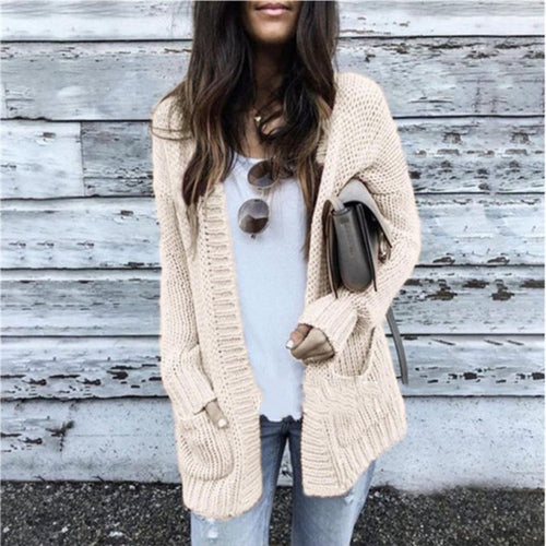 Chunky knit jacket for women with a relaxed fit and practical pockets Lune Londonl