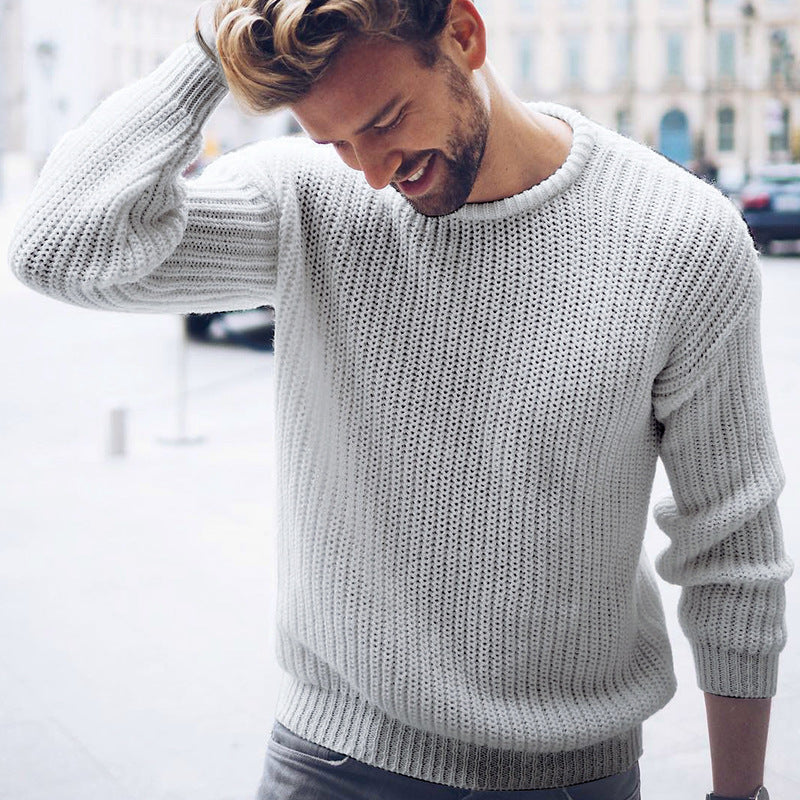 Casual sweater for men with an airy structure Lune London
